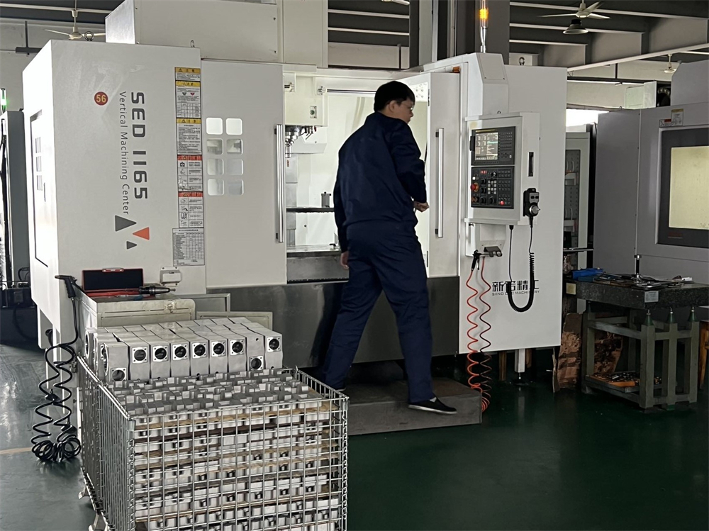 加工中心SED1165 (原文件中的可以不要).jpg